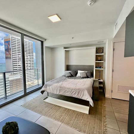 Ferienwohnung Spacious Studio In The Heart Of Downtown Miami Exterior foto